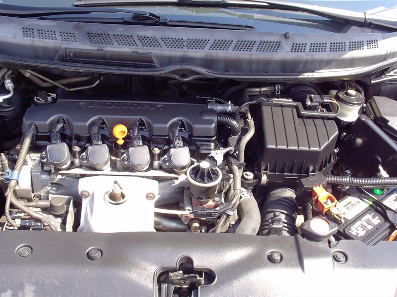 2008 Honda Civic LX   - Photo 33 - Pleasant Valley, MO 64068