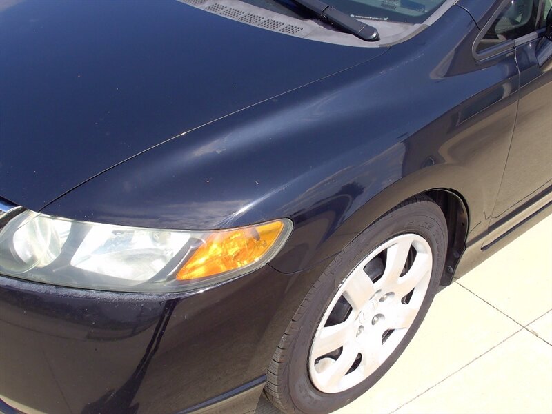 2008 Honda Civic LX   - Photo 24 - Pleasant Valley, MO 64068