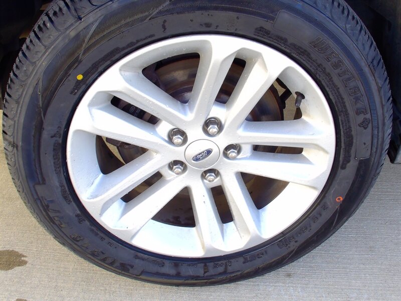 2013 Ford Explorer XLT   - Photo 33 - Pleasant Valley, MO 64068