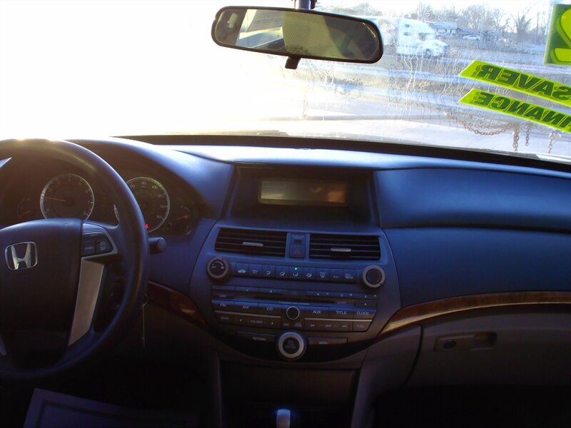 2012 Honda Accord EX   - Photo 18 - Pleasant Valley, MO 64068