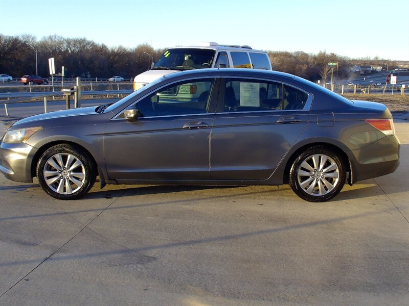 2012 Honda Accord EX   - Photo 8 - Pleasant Valley, MO 64068