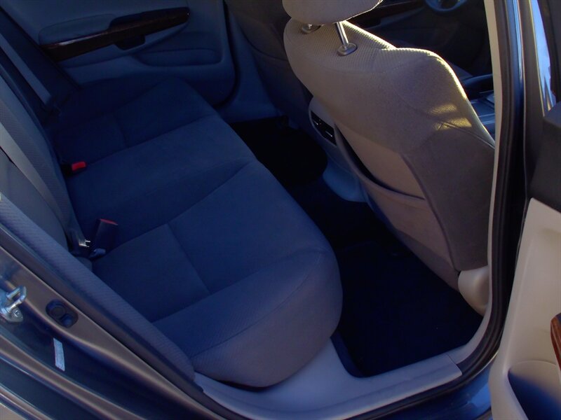 2012 Honda Accord EX   - Photo 16 - Pleasant Valley, MO 64068