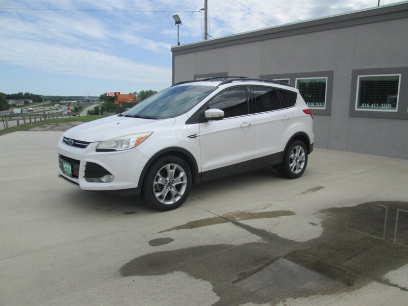 2013 Ford Escape SEL   - Photo 1 - Pleasant Valley, MO 64068