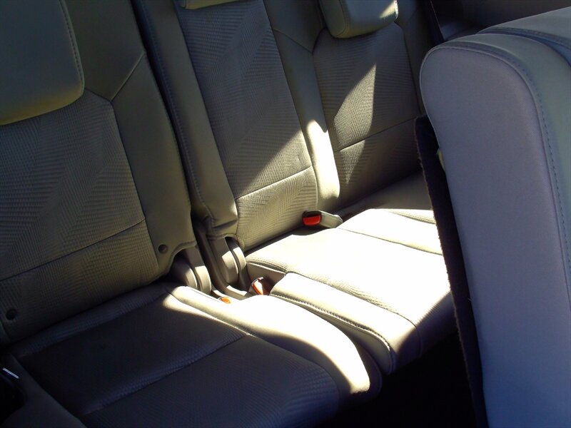 2012 Honda Pilot LX - Photo 20 - Pleasant Valley, MO 64068