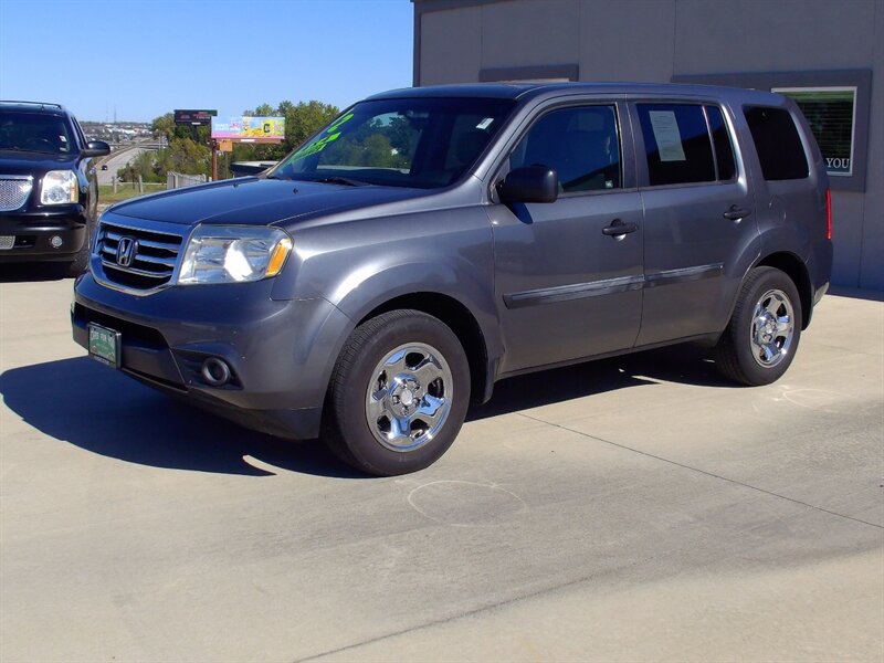 2012 Honda Pilot LX - Photo 1 - Pleasant Valley, MO 64068