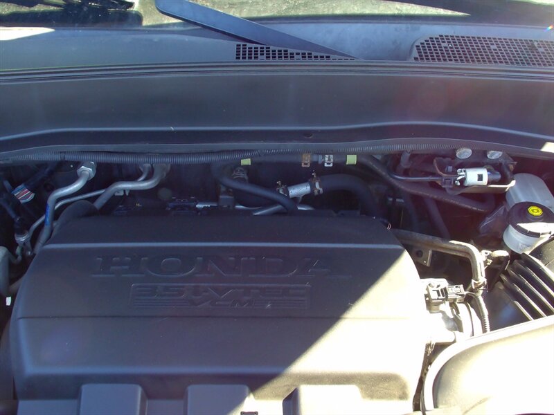 2012 Honda Pilot LX - Photo 37 - Pleasant Valley, MO 64068