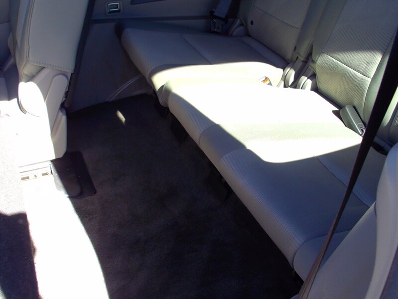 2012 Honda Pilot LX - Photo 14 - Pleasant Valley, MO 64068