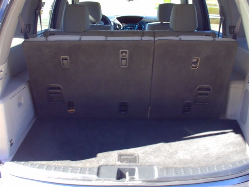 2012 Honda Pilot LX - Photo 23 - Pleasant Valley, MO 64068