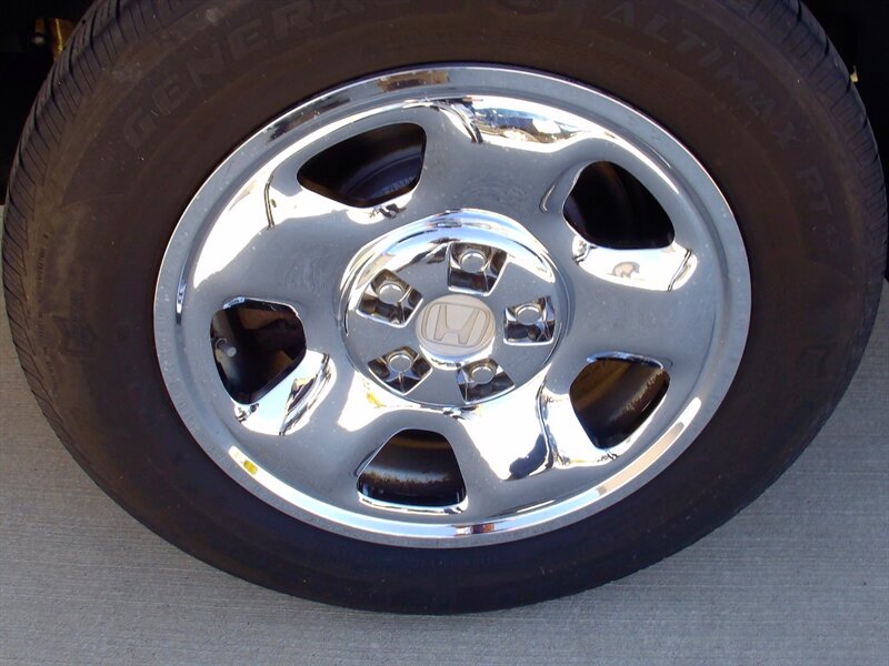 2012 Honda Pilot LX - Photo 35 - Pleasant Valley, MO 64068
