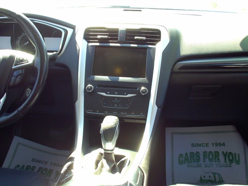 2014 Ford Fusion SE   - Photo 19 - Pleasant Valley, MO 64068