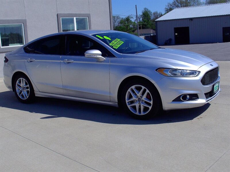 2014 Ford Fusion SE   - Photo 3 - Pleasant Valley, MO 64068