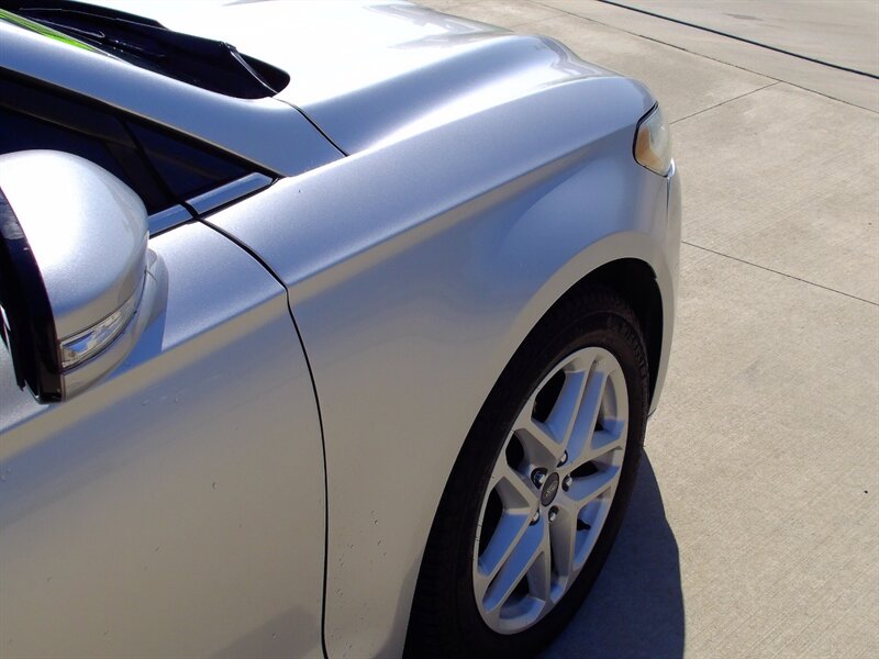 2014 Ford Fusion SE   - Photo 29 - Pleasant Valley, MO 64068