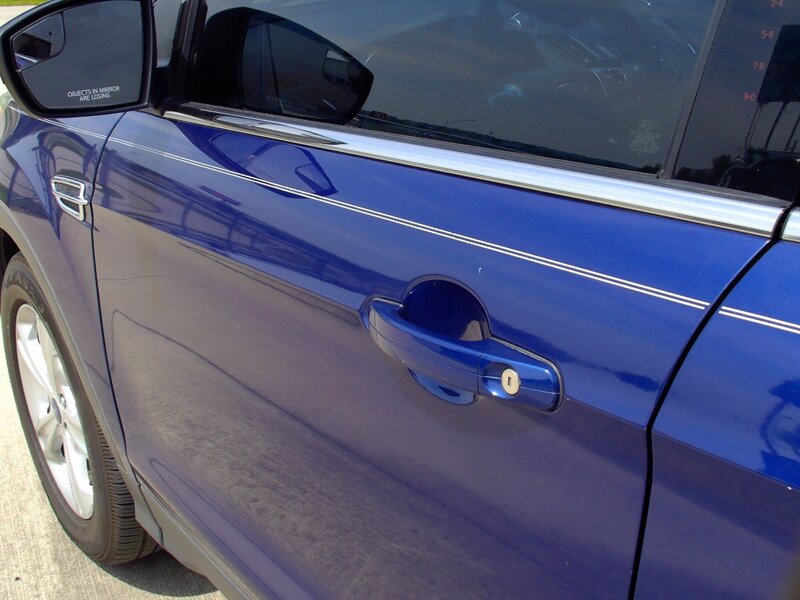 2015 Ford Escape SE - Photo 24 - Pleasant Valley, MO 64068