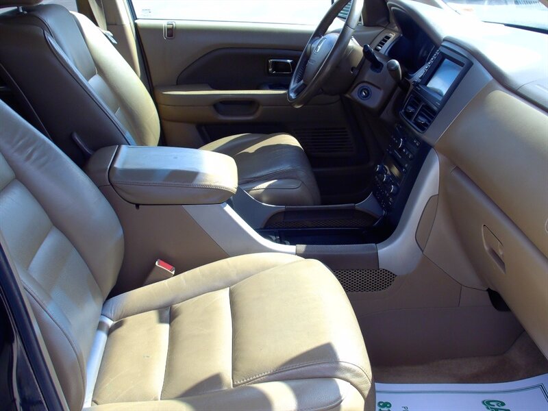 2006 Honda Pilot EX-L w/Navi EX-L w/Navi 4dr SUV - Photo 16 - Pleasant Valley, MO 64068