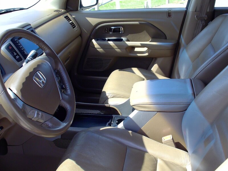 2006 Honda Pilot EX-L w/Navi EX-L w/Navi 4dr SUV - Photo 10 - Pleasant Valley, MO 64068