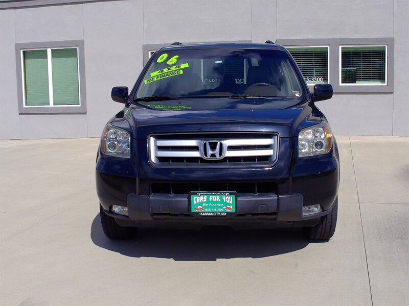2006 Honda Pilot EX-L w/Navi EX-L w/Navi 4dr SUV - Photo 2 - Pleasant Valley, MO 64068