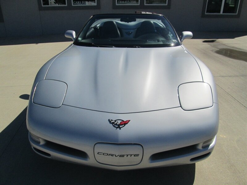 2000 Chevrolet Corvette   - Photo 3 - Pleasant Valley, MO 64068