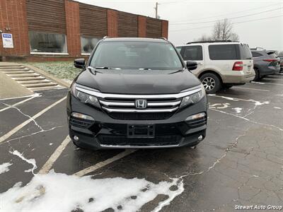2018 Honda Pilot Elite   - Photo 2 - Pataskala, OH 43062