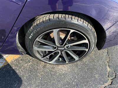 2013 Hyundai ELANTRA Limited - Photo 16 - Pataskala, OH 43062