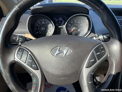 2013 Hyundai ELANTRA Limited - Photo 28 - Pataskala, OH 43062