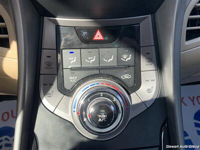 2013 Hyundai ELANTRA Limited - Photo 34 - Pataskala, OH 43062