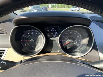 2013 Hyundai ELANTRA Limited - Photo 27 - Pataskala, OH 43062