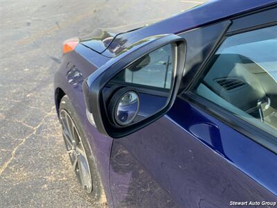 2013 Hyundai ELANTRA Limited - Photo 7 - Pataskala, OH 43062