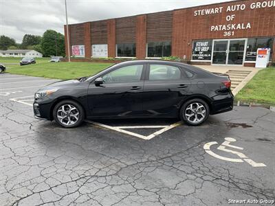 2021 Kia Forte LXS - Photo 5 - Pataskala, OH 43062