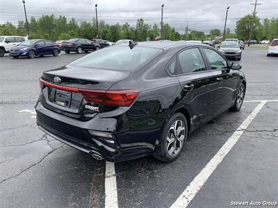 2021 Kia Forte LXS - Photo 11 - Pataskala, OH 43062