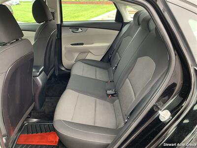 2021 Kia Forte LXS - Photo 20 - Pataskala, OH 43062