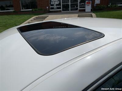 2004 Hyundai XG350 - Photo 8 - Pataskala, OH 43062