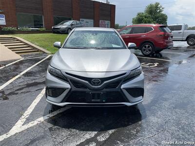 2023 Toyota Camry SE - Photo 2 - Pataskala, OH 43062
