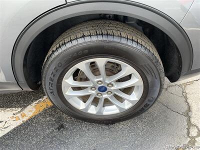 2022 Ford Escape SE AWD   - Photo 15 - Pataskala, OH 43062
