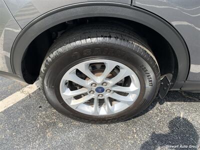 2022 Ford Escape SE AWD   - Photo 10 - Pataskala, OH 43062