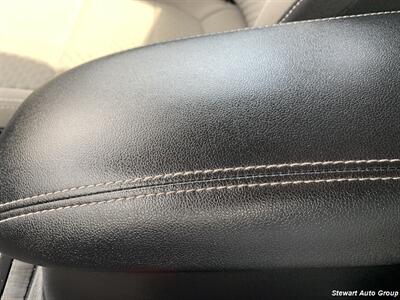 2022 Ford Escape SE AWD   - Photo 36 - Pataskala, OH 43062