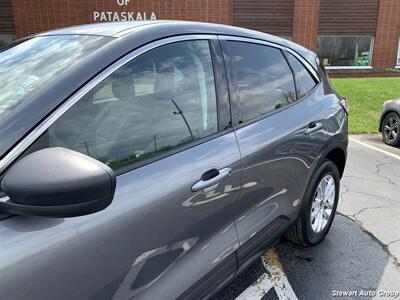 2022 Ford Escape SE AWD   - Photo 6 - Pataskala, OH 43062