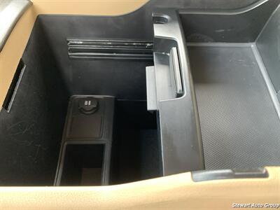 2016 Kia Sedona LX - Photo 37 - Pataskala, OH 43062