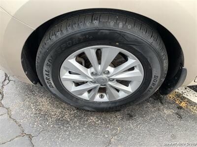 2016 Kia Sedona LX - Photo 16 - Pataskala, OH 43062
