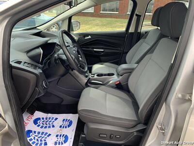 2017 Ford C-MAX Energi SE   - Photo 18 - Pataskala, OH 43062