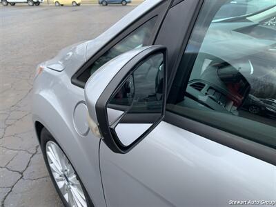 2017 Ford C-MAX Energi SE   - Photo 7 - Pataskala, OH 43062
