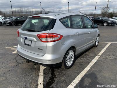 2017 Ford C-MAX Energi SE   - Photo 12 - Pataskala, OH 43062