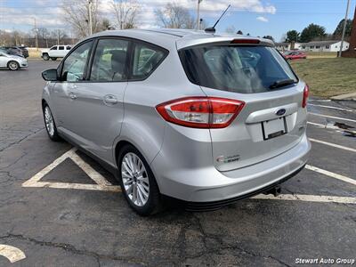 2017 Ford C-MAX Energi SE   - Photo 14 - Pataskala, OH 43062