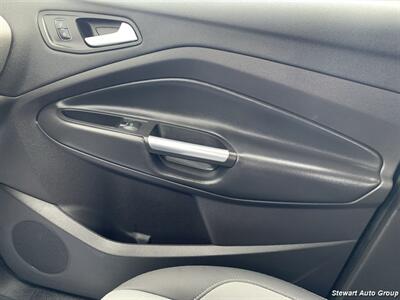 2017 Ford C-MAX Energi SE   - Photo 29 - Pataskala, OH 43062