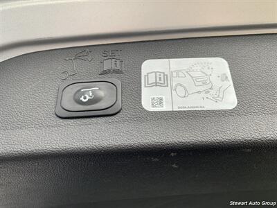 2017 Ford Escape Titanium   - Photo 25 - Pataskala, OH 43062