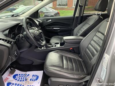 2017 Ford Escape Titanium   - Photo 19 - Pataskala, OH 43062