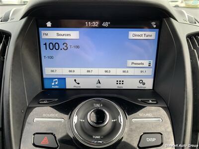 2017 Ford Escape Titanium   - Photo 33 - Pataskala, OH 43062