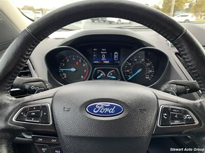 2017 Ford Escape Titanium   - Photo 29 - Pataskala, OH 43062