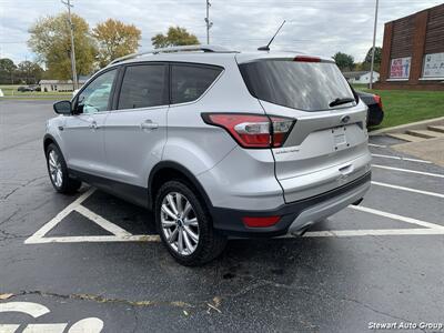 2017 Ford Escape Titanium   - Photo 16 - Pataskala, OH 43062