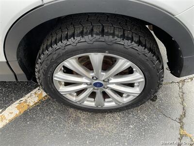 2017 Ford Escape Titanium   - Photo 17 - Pataskala, OH 43062