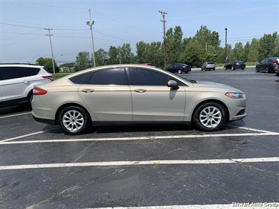 2016 Ford Fusion S - Photo 8 - Pataskala, OH 43062